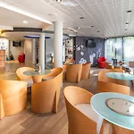 Centre Rive Gauche Hotel 3*