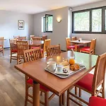 Centre Rive Gauche Hotel 3*
