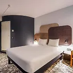 Centre Rive Gauche Hotel 3*