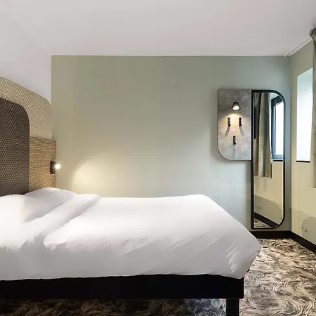 Готель Centre Rive Gauche