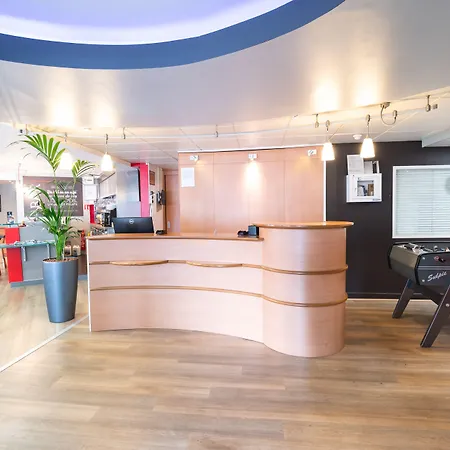 Centre Rive Gauche 3* Руан