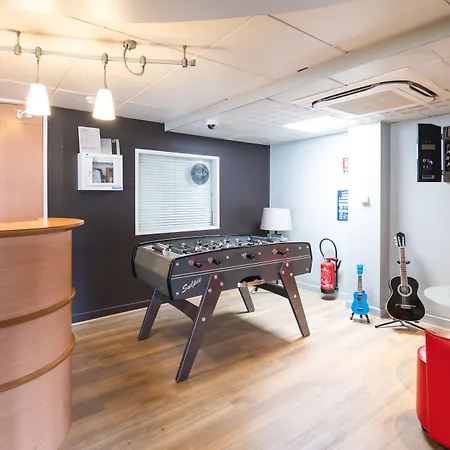 Centre Rive Gauche 3* Руан