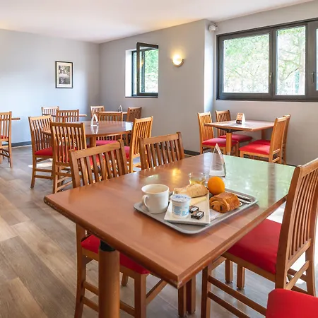 Centre Rive Gauche Hotel 3*