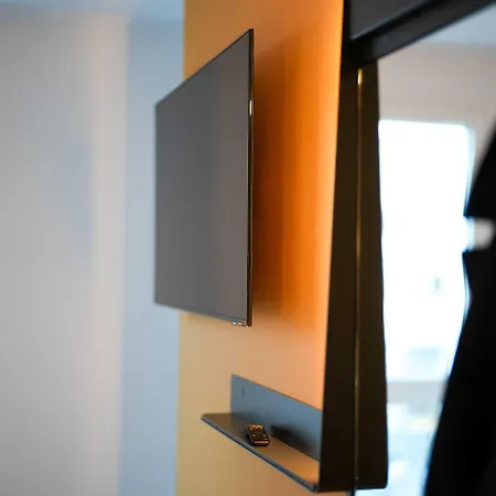 Centre Rive Gauche Hotel 3*