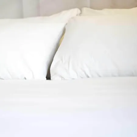 Centre Rive Gauche Hotel 3*