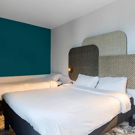 Centre Rive Gauche Hotel 3*