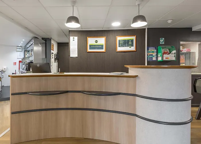 Centre Rive Gauche Отель Руан