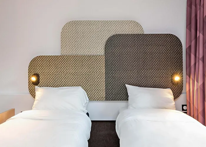 Отель Centre Rive Gauche 3*