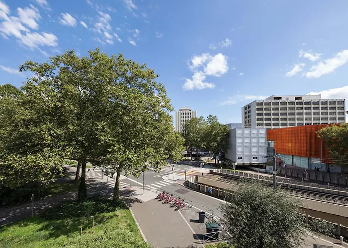 Отель Centre Rive Gauche 3*