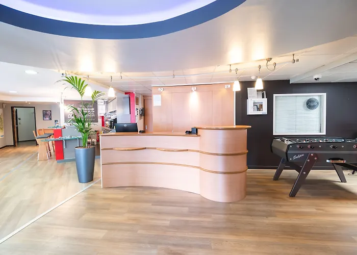 Centre Rive Gauche 3* Руан