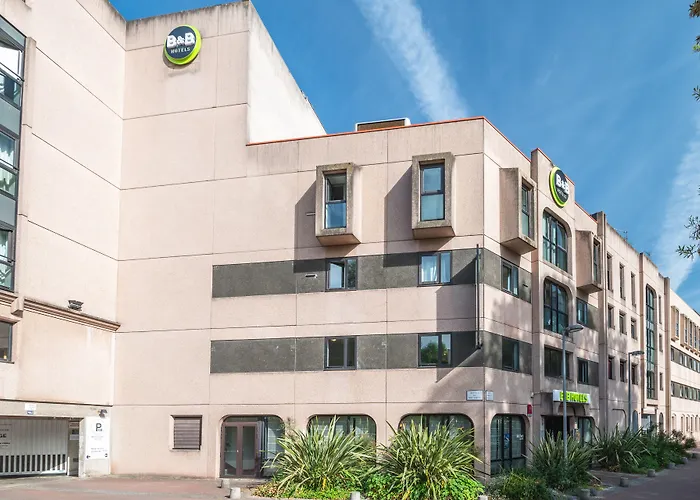 Отель Centre Rive Gauche